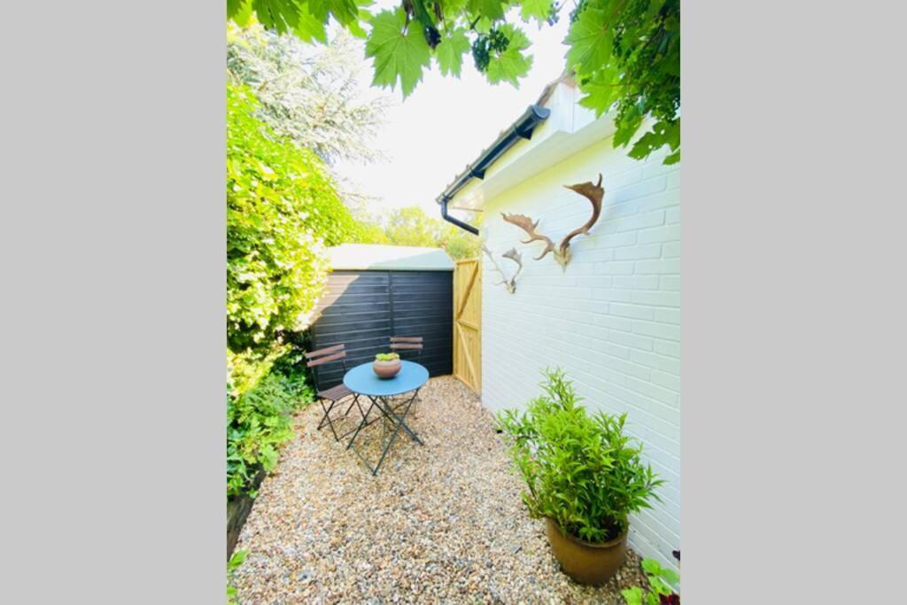 The Yellow Door Whitstable - Peaceful Retreat Close To Beach Dış mekan fotoğraf